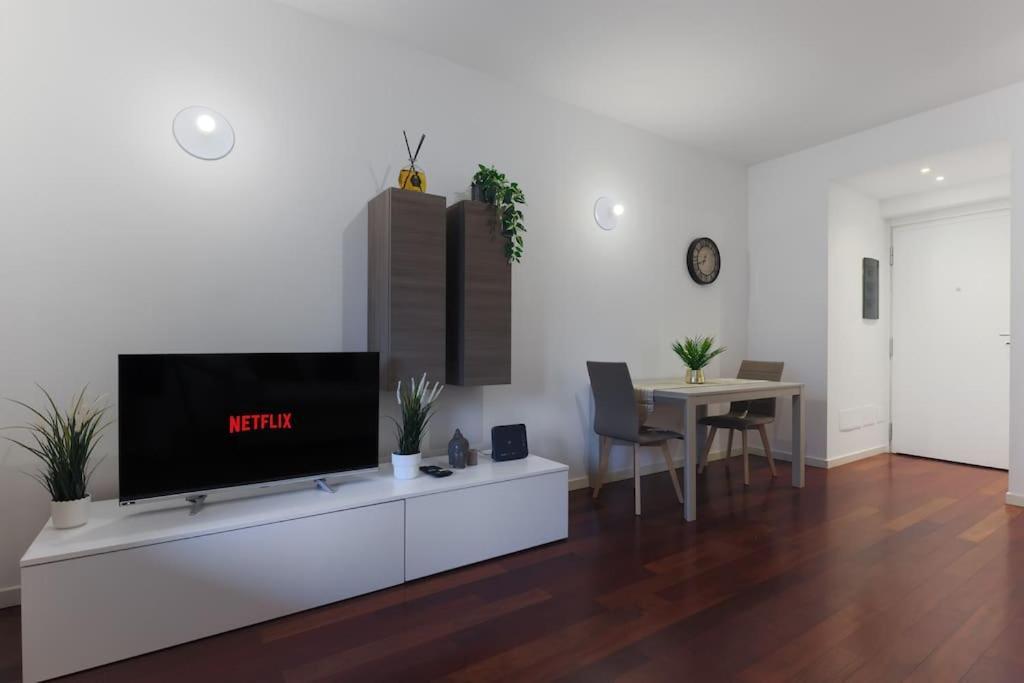 Comfort Suite Milano Centrale With Fast Wifi And Free Netflix Exterior foto