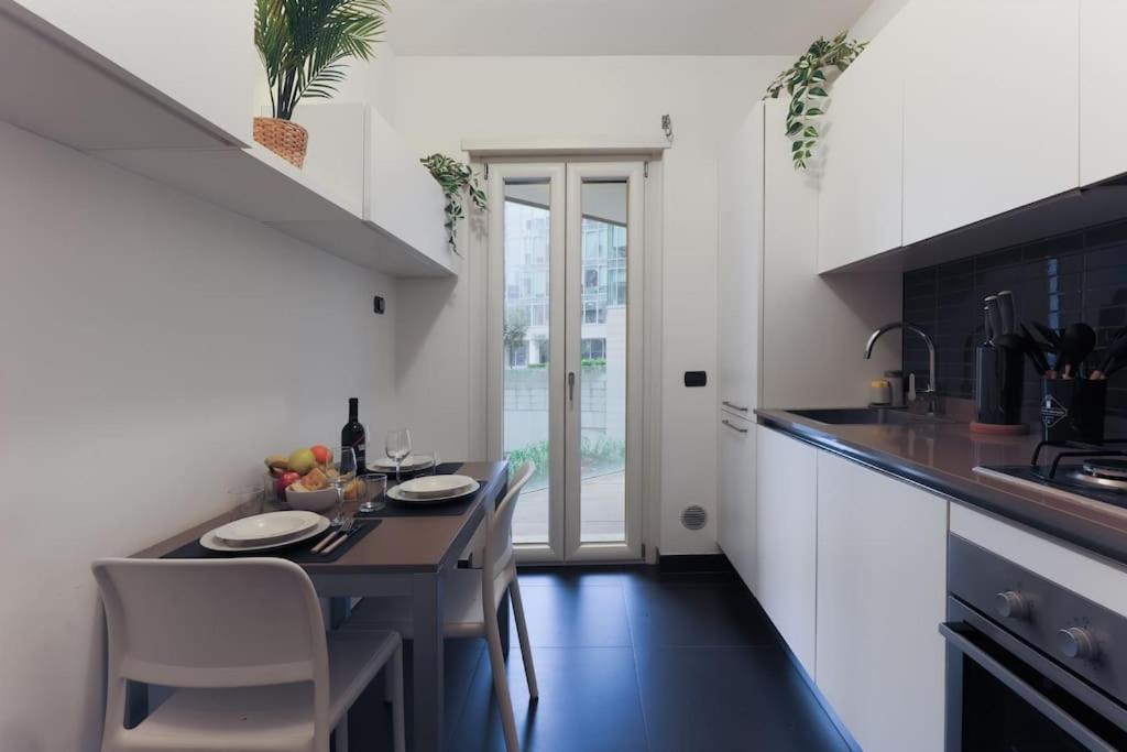 Comfort Suite Milano Centrale With Fast Wifi And Free Netflix Exterior foto