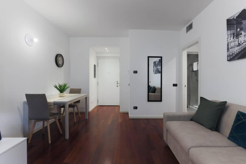 Comfort Suite Milano Centrale With Fast Wifi And Free Netflix Exterior foto
