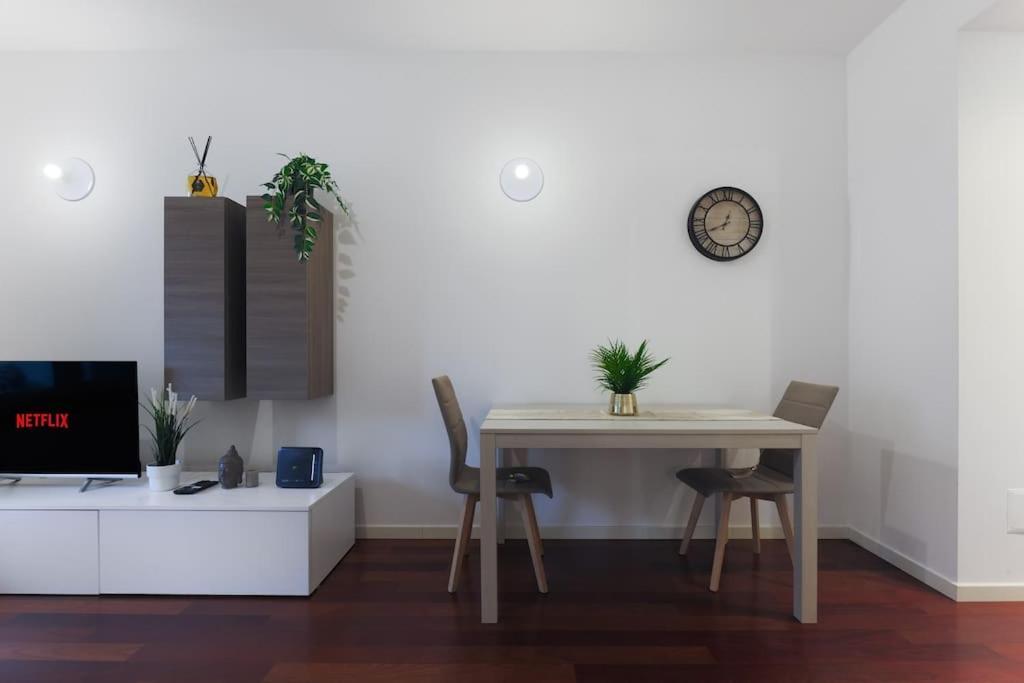 Comfort Suite Milano Centrale With Fast Wifi And Free Netflix Exterior foto