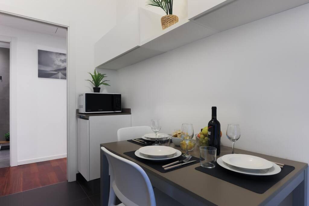 Comfort Suite Milano Centrale With Fast Wifi And Free Netflix Exterior foto